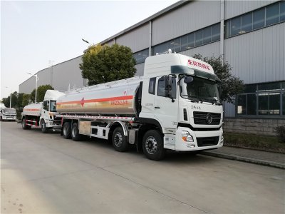 東風天龍前四后八23.5方運油車，20.3噸油罐車